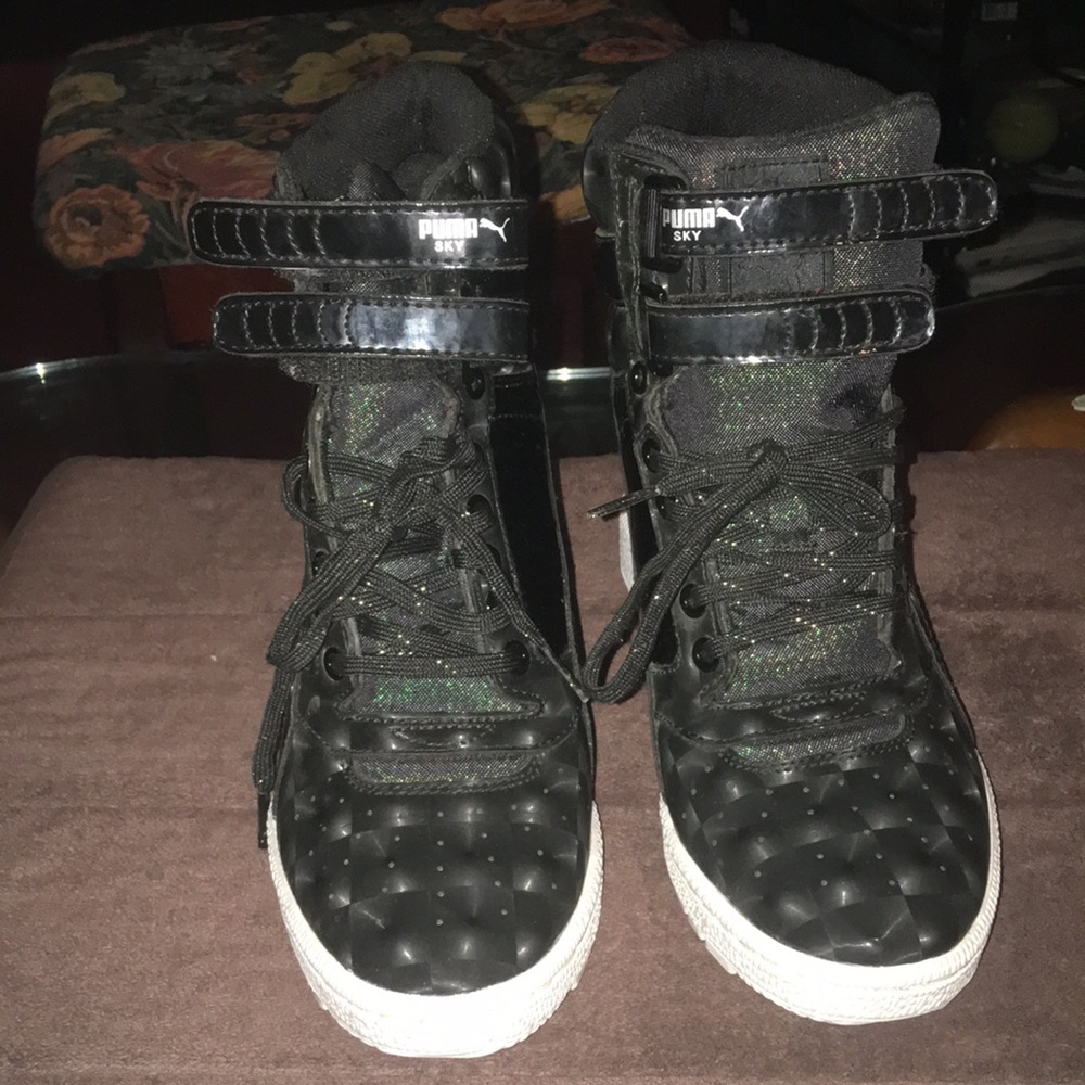 Women's Puma Sky Wedge Fashion Sneakers